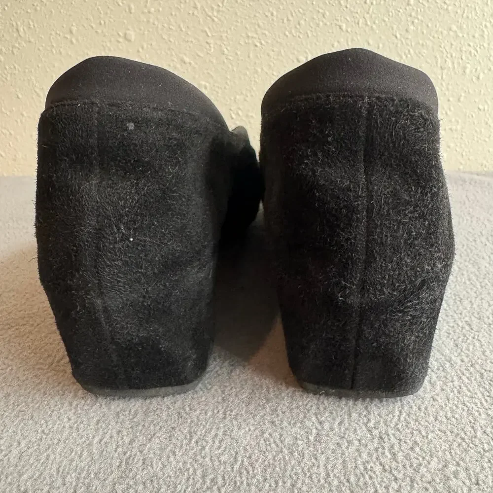 Thierry Rabotin Suede Wedges 39 Black Artsy‎ Round Toe Minimalist Chic Boho